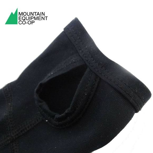 Mountain Equipment Co-Op Black1/2ZipRunning Hooded - Picture 4 of 6
